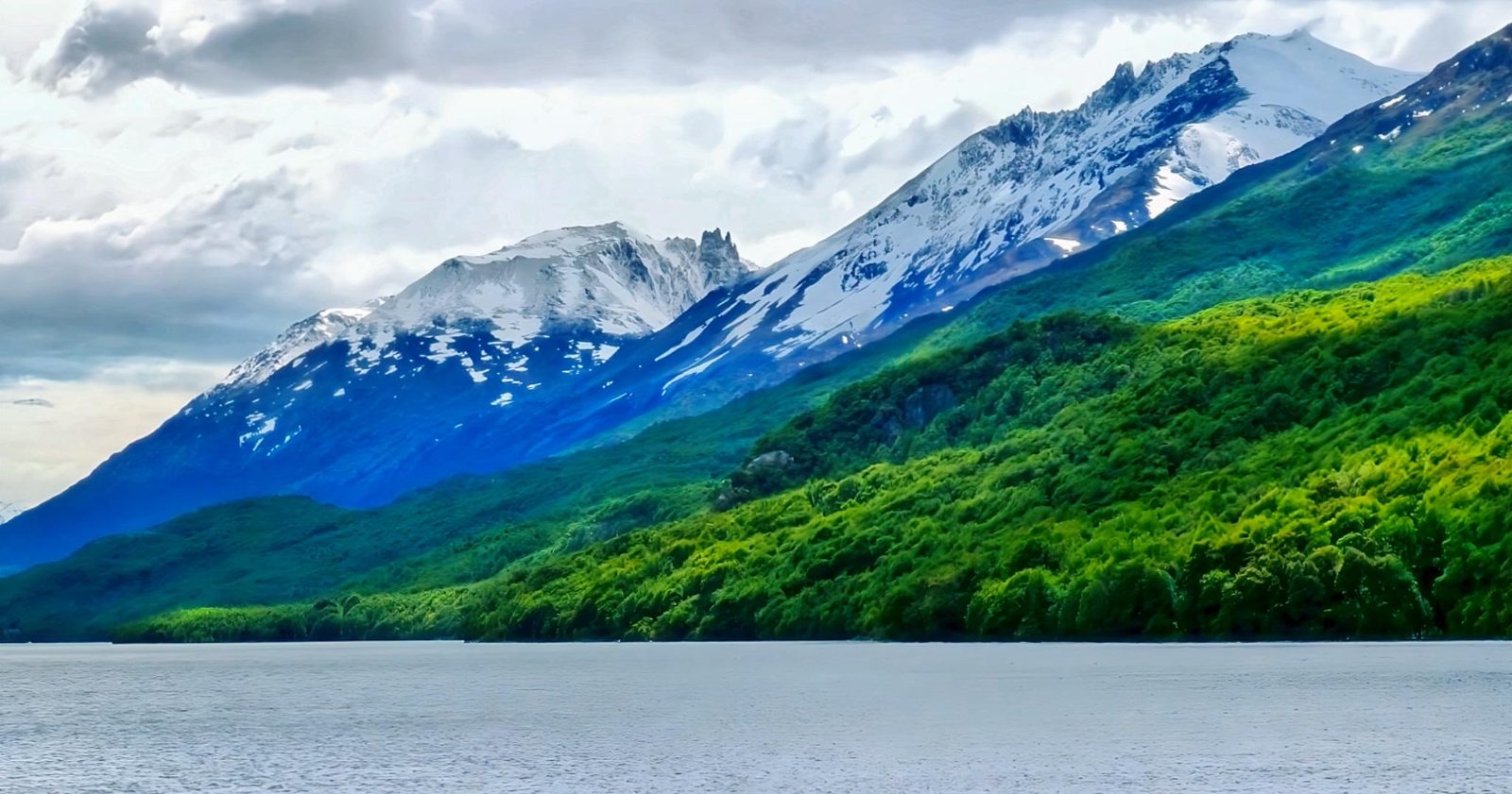 Lago del Desierto (El Chaltén)Patagonia Argentina [OC]2048×1077

— u/Gold-Lengthiness-760