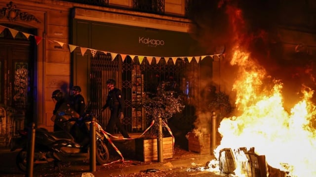 French Senate passes bill to make protesters pay for unrest damage

Ссылка: https://today.rtl.lu/news/world/french-senat